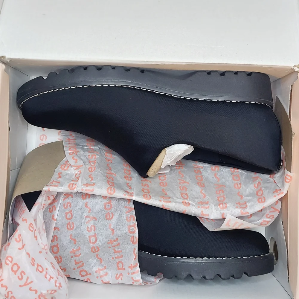 Easy Spirit Hewitt 2 Black Slip-On Shoes Women's Size 7M NWT Office Comfort